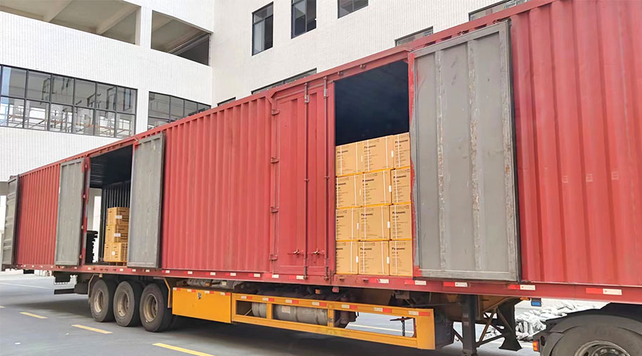 使命必達！高效完成國內知名品牌客戶(hù)迷你洗衣機裝柜發(fā)貨