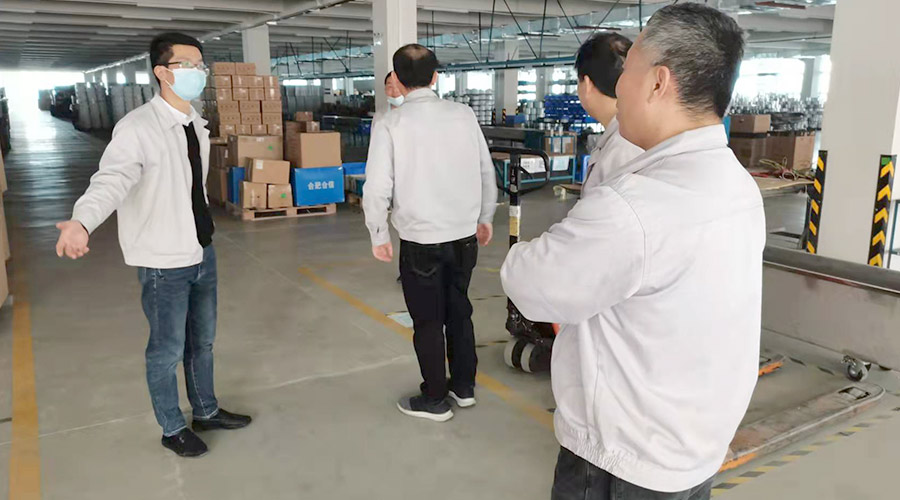 查隱患 防事故！金環(huán)電器領(lǐng)導開(kāi)展節前安全檢查